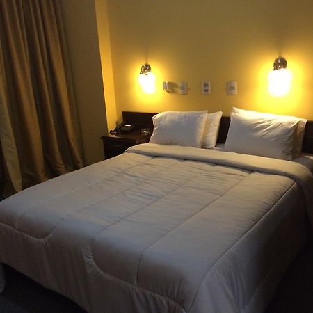 Hotel Manduvira Asuncion Kamer foto