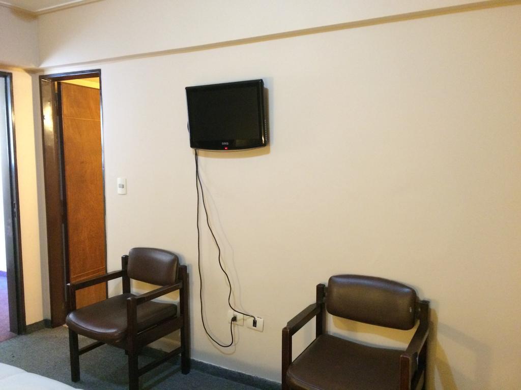 Hotel Manduvira Asuncion Kamer foto